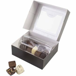 Kage&aelig;ske, Design 2153,125x125x50mm Pap, sort, Chocolate box with window pakke a 200 stk F&oslash;devaregodk