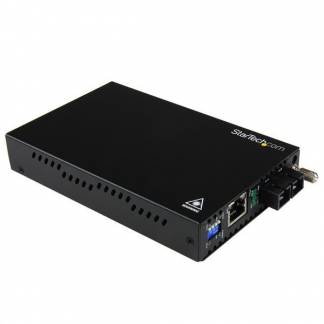 StarTech.com Multimode (MM) SC Fiber Media Converter for 1Gbe Network - 550m Range -   -Remote Monitoring - 850nm (ET91000SC2) Fibermedieomformer Gigabit Ethernet