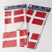 Flag, 190 x 145 mm, plastik, R&oslash;d og hvid Paper on stick, pakke a 10 stk F&oslash;devaregodkendt