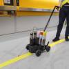 Markeringsvogn duraline easytrack med trinl&oslash;s justerbar linjebredde. Passer til sprayflasker (500-750 ml)