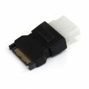 StarTech.com 15 pin Serial ATA strøm (male) - 4-PIN intern strøm (female) Sort Strømforsyningsadapter