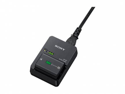 Sony BC Batterioplader/str&oslash;madapter